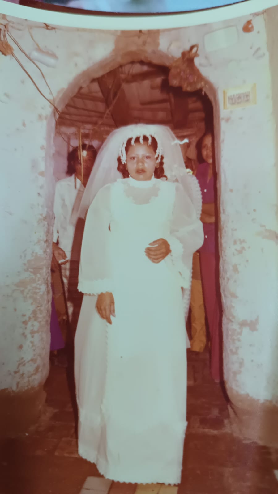 Elena vestida de novia